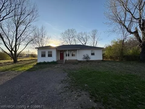 Exterior - 18006 Highway 45, Hackett, AR 72937 photo 2 of 6