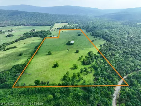 14600 Poteau Mountain Rd, Poteau, OK 74953