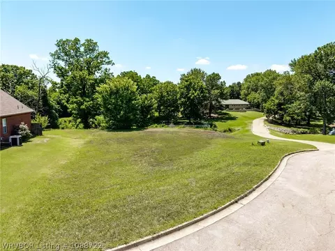 2612 Carrington Pointe Rd, Fort Smith, AR 72903