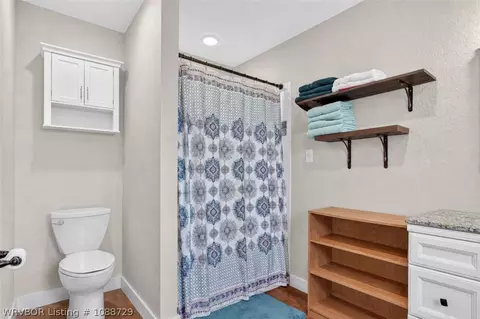 Bath - 5311 Anice Rd, Charleston, AR 72933 photo 1 of 2