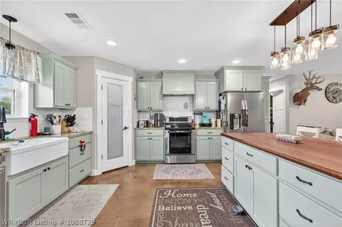 Kitchen - 5311 Anice Rd, Charleston, AR 72933 photo 2 of 2