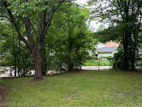 1220 N 35th St, Fort Smith, AR 72904 photo 4