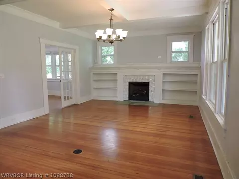 Living - 2221 S X St, Fort Smith, AR 72901 photo 2 of 2