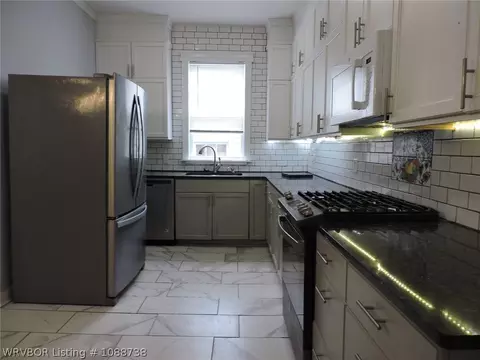 Kitchen - 2221 S X St, Fort Smith, AR 72901 photo 1 of 5