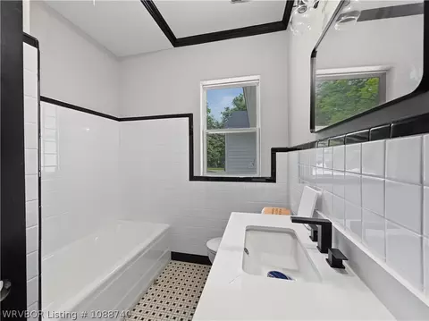 Bath - 3520 S O St, Fort Smith, AR 72903 photo 3 of 3