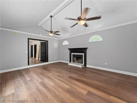 Living - 3520 S O St, Fort Smith, AR 72903 photo 2 of 4