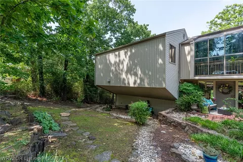 Exterior - 2709 Heather Oaks Way, Fort Smith, AR 72908 photo 5 of 18
