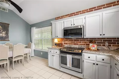 Kitchen - 5709 Chapen Dr, Fort Smith, AR 72916 photo 1 of 3