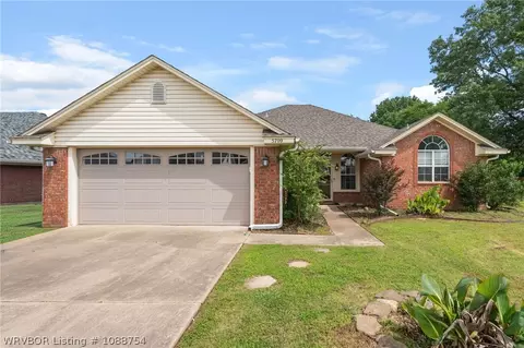 5709 Chapen Dr, Fort Smith, AR 72916