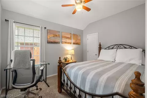 Bedroom - 5709 Chapen Dr, Fort Smith, AR 72916 photo 5 of 7