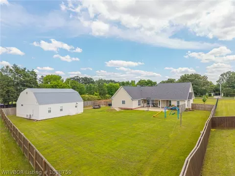 Exterior - 6901 E Rye Hill Rd, Fort Smith, AR 72916 photo 2 of 14