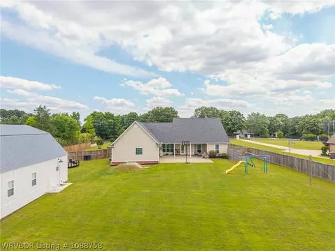 Exterior - 6901 E Rye Hill Rd, Fort Smith, AR 72916 photo 4 of 14