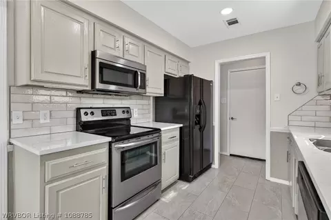 Kitchen - 6314 S Boston St, Fort Smith, AR 72903 photo 1 of 4