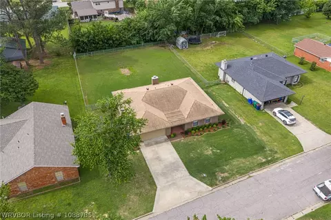 View/Area - 6314 S Boston St, Fort Smith, AR 72903 photo 3 of 15