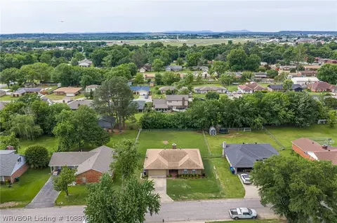 View/Area - 6314 S Boston St, Fort Smith, AR 72903 photo 1 of 15