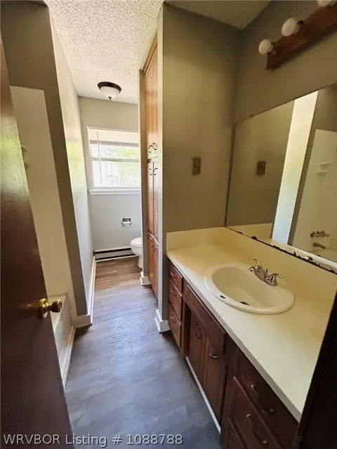 Bath - 1305 Bugscuffle Rd, Lavaca, AR 72941 photo 1 of 2