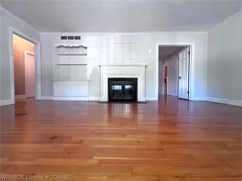 Living - 540 Melrose Ave, Fort Smith, AR 72903 photo 1 of 10