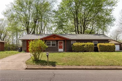 1004 Daline St, Springdale, AR 72762