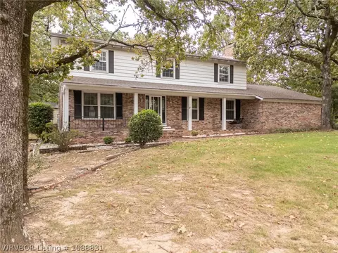 3616 Cliff Dr, Fort Smith, AR 72903