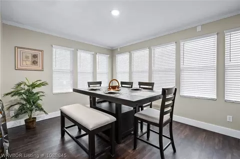 Dining - 910 S 25th St, Fort Smith, AR 72901 photo 2 of 3