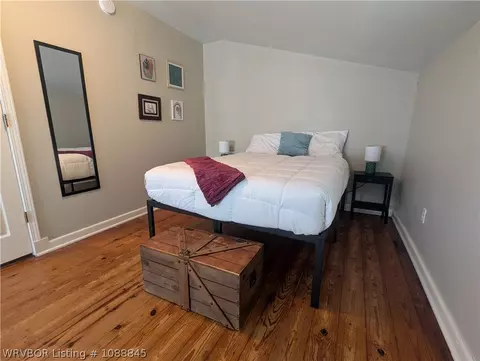 Bedroom - 910 S 25th St, Fort Smith, AR 72901 photo 6 of 7
