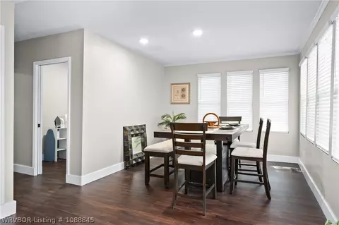 Dining - 910 S 25th St, Fort Smith, AR 72901 photo 3 of 3