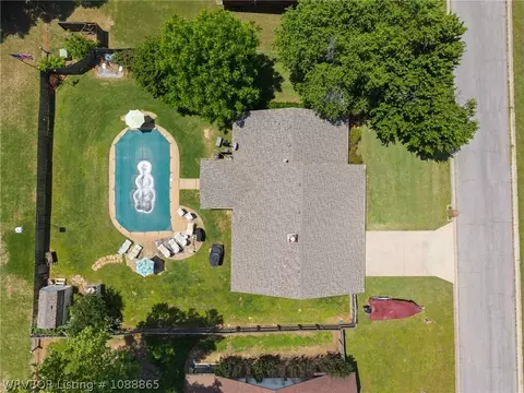 View/Area - 2704 E Phillips Ave, Sallisaw, OK 74955 photo 3 of 4