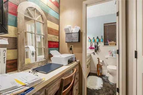 Entry Way - 2704 E Phillips Ave, Sallisaw, OK 74955 photo 1 of 1