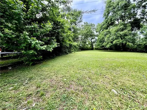 Exterior - 3701 Morris Dr, Fort Smith, AR 72904 photo 10 of 10