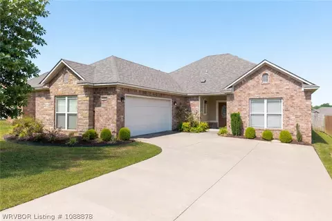 6114 Red Oak Ct, Fort Smith, AR 72916