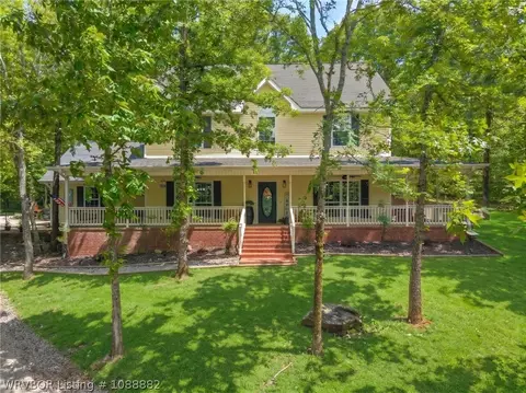 1136 Stonebridge Dr, Greenwood, AR 72936