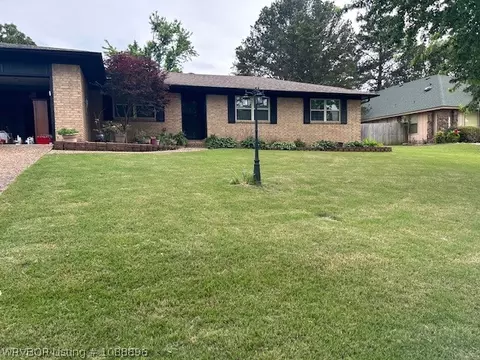 1208 Northview Dr, Van Buren, AR 72956