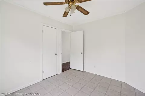 Bedroom - 4104 Albert Pike Ave, Fort Smith, AR 72904 photo 6 of 7