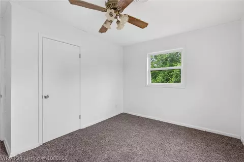 Bedroom - 4104 Albert Pike Ave, Fort Smith, AR 72904 photo 3 of 7