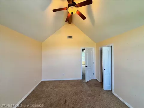 Bedroom - 3105 Fairway Dr, Alma, AR 72921 photo 2 of 6