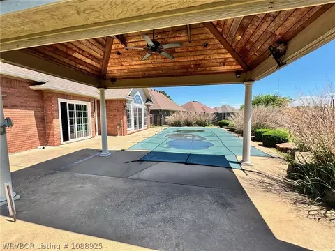 Exterior - 3105 Fairway Dr, Alma, AR 72921 photo 3 of 4