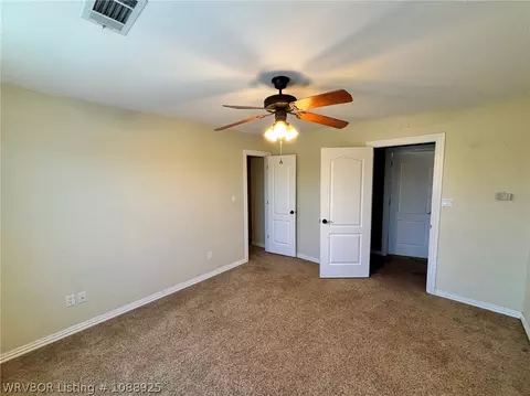 Bedroom - 3105 Fairway Dr, Alma, AR 72921 photo 5 of 6