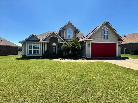 Exterior - 3105 Fairway Dr, Alma, AR 72921 photo 1 of 4