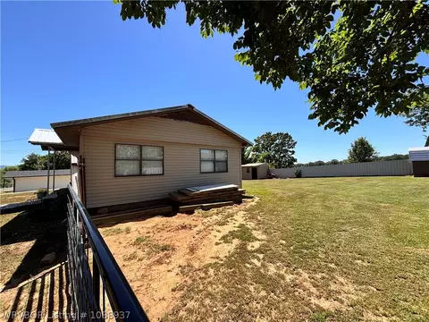 Exterior - 409 Hooper St, Hackett, AR 72937 photo 10 of 17