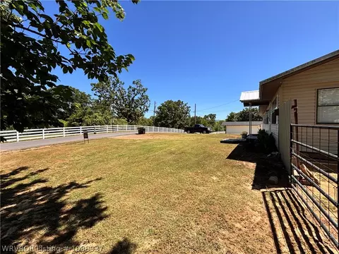 Exterior - 409 Hooper St, Hackett, AR 72937 photo 7 of 17