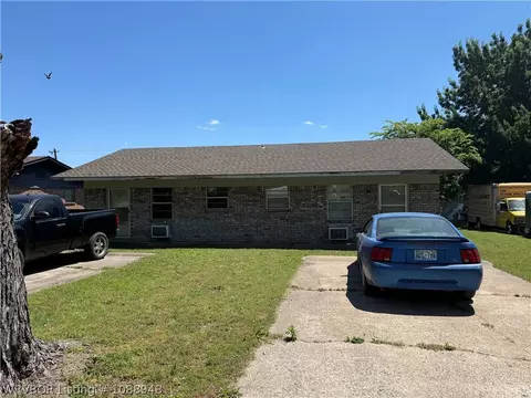 Exterior - 102 Maple Dr, Pocola, OK 74902 photo 2 of 7