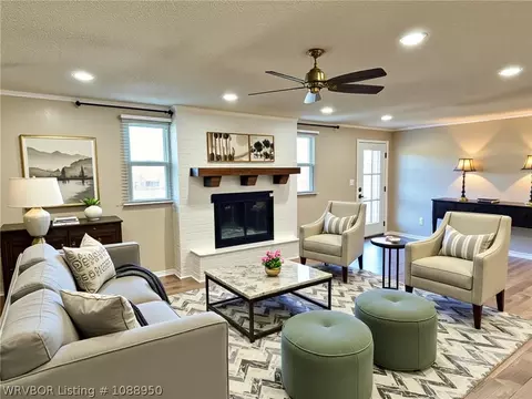Living - 6910 Military Rd, Lavaca, AR 72941 photo 1 of 5