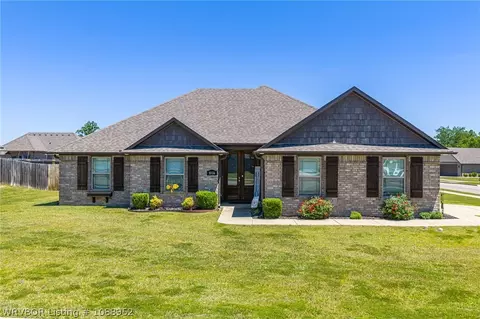 1006 Snow Goose Way, Barling, AR 72923