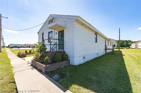 Exterior - 7406 Ellis St, Fort Smith, AR 72916 photo 3 of 3