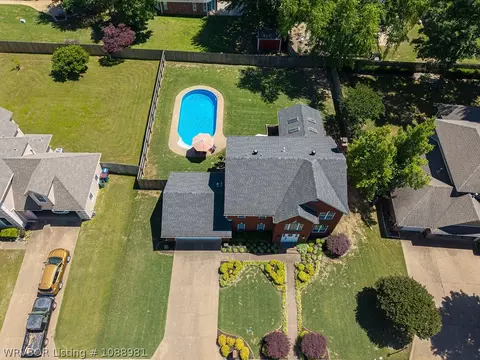 View/Area - 2316 Ramsgate Way, Fort Smith, AR 72908 photo 2 of 7