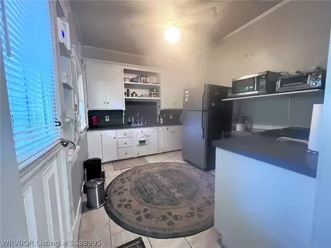 Kitchen - 500 Lecta Ave, Fort Smith, AR 72901 photo 1 of 5
