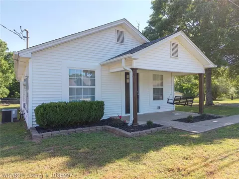 Exterior - 715 Maple Shade, Alma, AR 72921 photo 4 of 18
