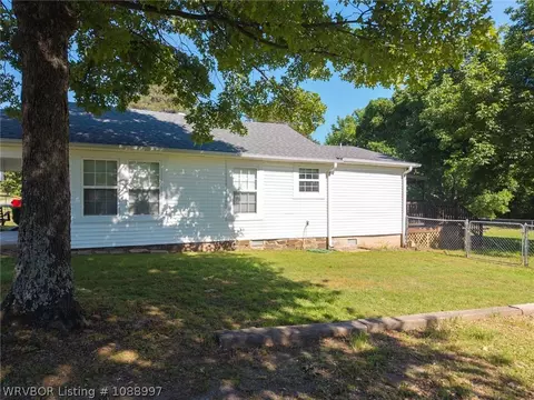 Exterior - 715 Maple Shade, Alma, AR 72921 photo 9 of 18