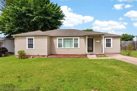 Exterior - 4204 S 17th St, Fort Smith, AR 72901 photo 3 of 14