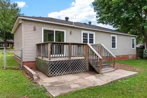 Exterior - 4204 S 17th St, Fort Smith, AR 72901 photo 8 of 14
